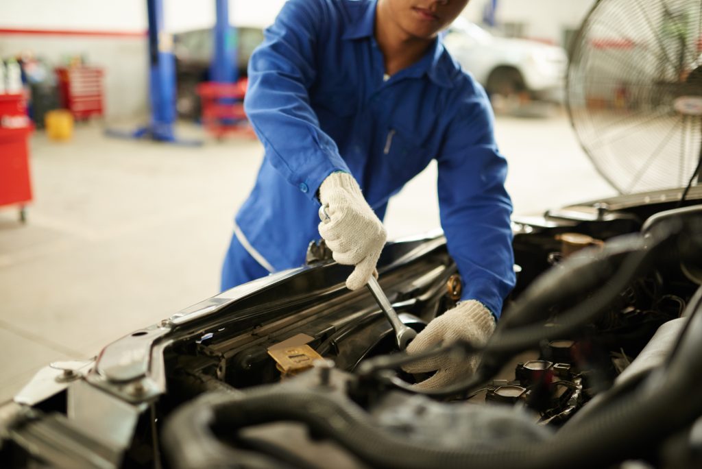 5 Warning Signs You Need Your Car’s Transmission Repaired